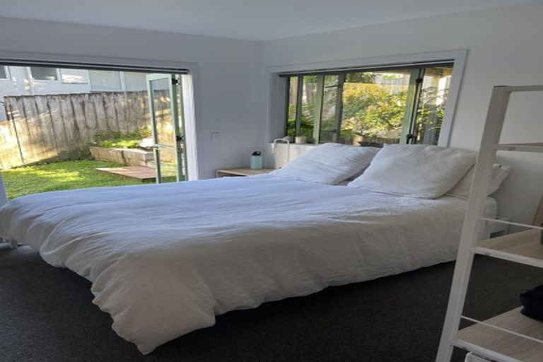Photo of property in 1/4 Richards Avenue, Forrest Hill, Auckland, 0620