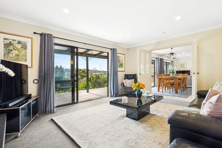 Photo of property in 57 Ridgeway Road, Pukekohe, 2120