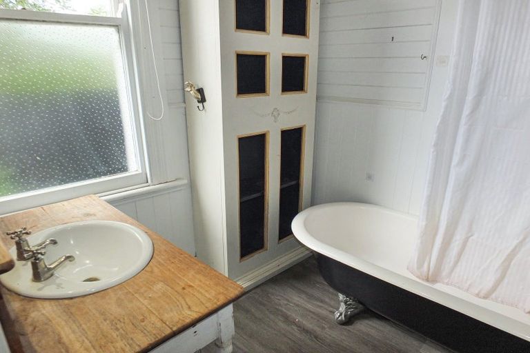 Photo of property in 6 Coley Street, Foxton, 4814