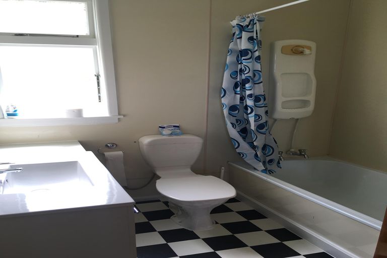 Photo of property in 4 Nore Street, Oamaru North, Oamaru, 9400