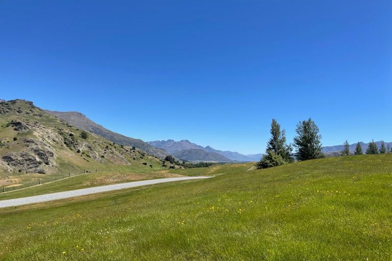 Photo of property in 7 Baird Lane, Lake Hayes, Queenstown, 9371