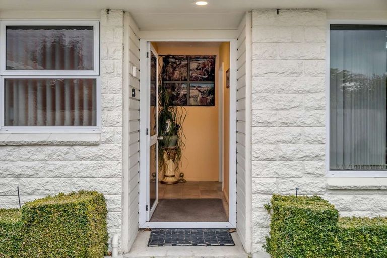 Photo of property in 17 Canon Stack Place, Kaiapoi, 7630