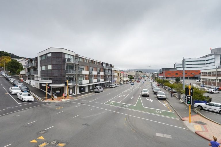 Photo of property in Masina Apartments, 214/80u Riddiford Street, Newtown, Wellington, 6021