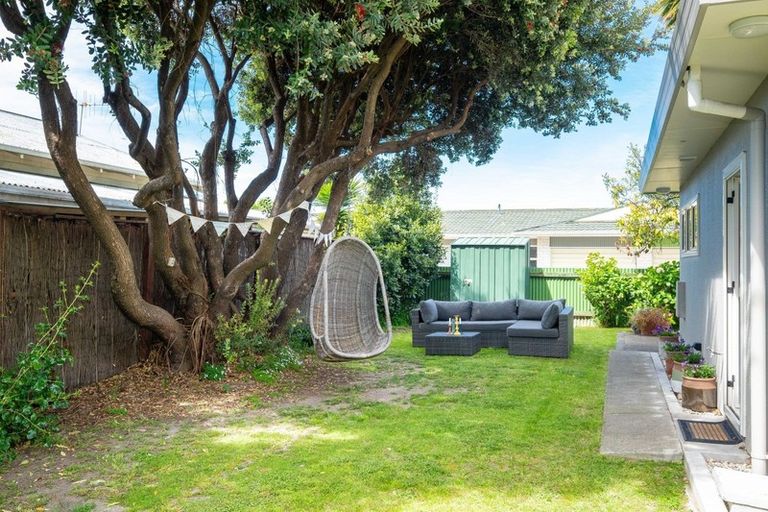 Photo of property in 4a Peddie Street, Taradale, Napier, 4112