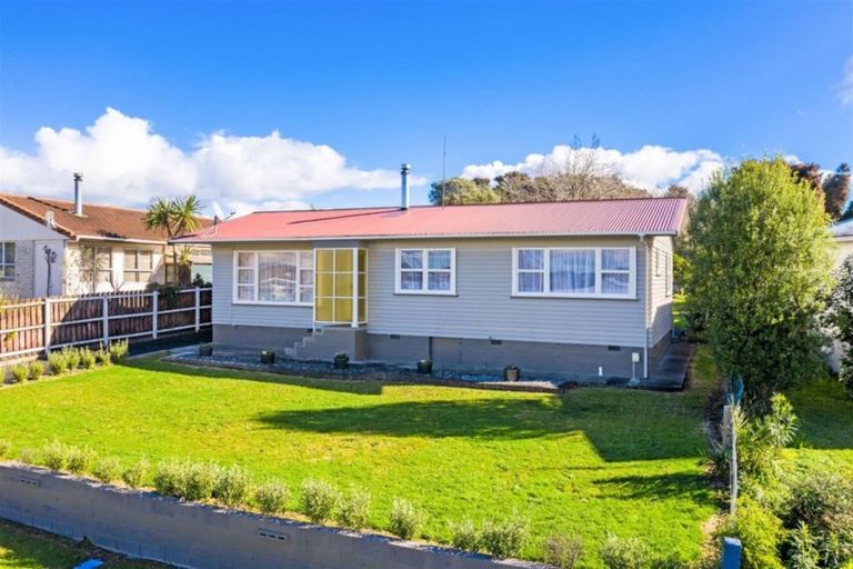 Photo of property in 11 Maire Street, Tikipunga, Whangarei, 0112
