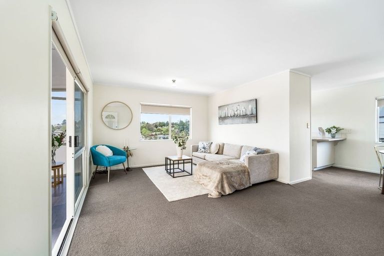 Photo of property in 67 Garton Drive, Massey, Auckland, 0614
