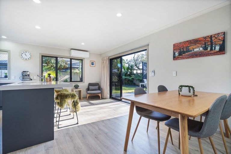 Photo of property in 13 Cobham Lane, Whitianga, 3510