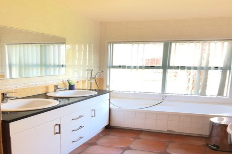 Photo of property in 42 Wilks Road, Dairy Flat, Albany, 0794
