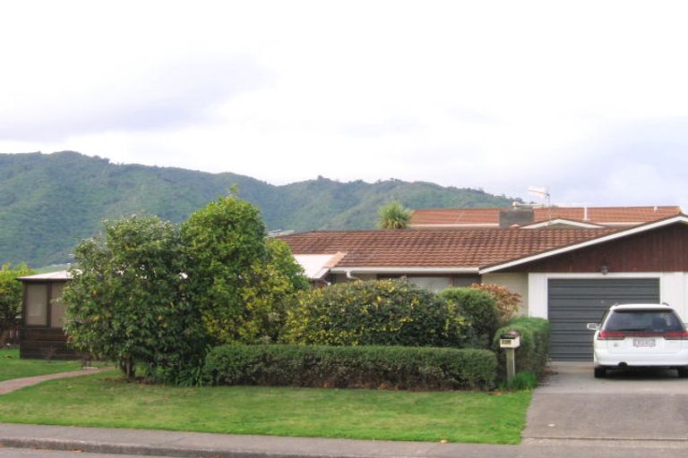 Photo of property in 96 Belvedere Avenue, Waikanae, 5036