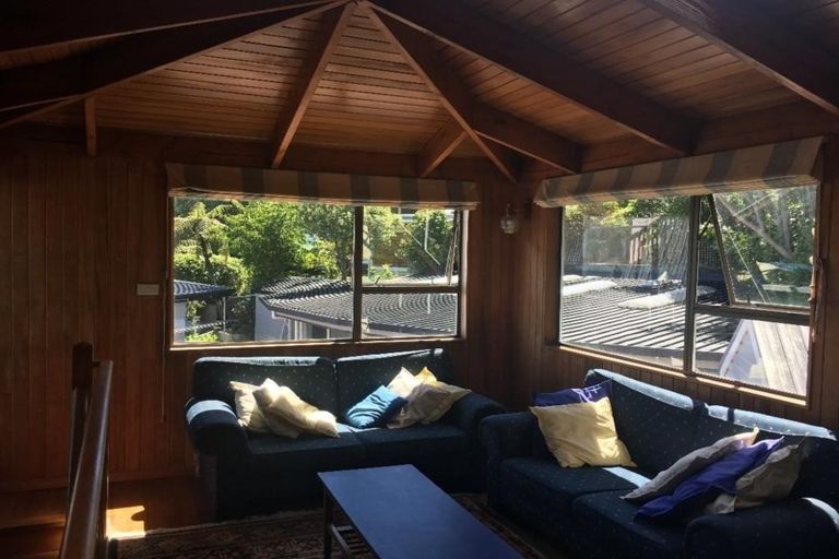 Photo of property in 2 Rama Crescent, Khandallah, Wellington, 6035