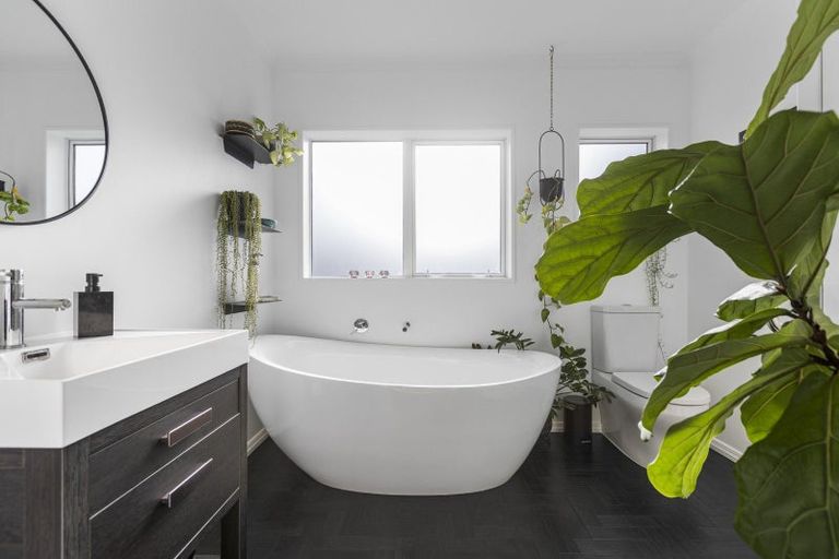 Photo of property in 65 Mangati Road, Bell Block, New Plymouth, 4312
