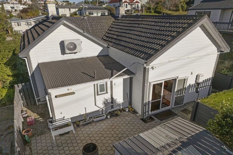 Photo of property in 39 Argyle Street, Mornington, Dunedin, 9011