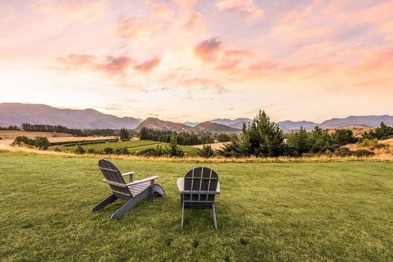 Photo of property in 475 Wanaka-luggate Highway, Wanaka, 9382