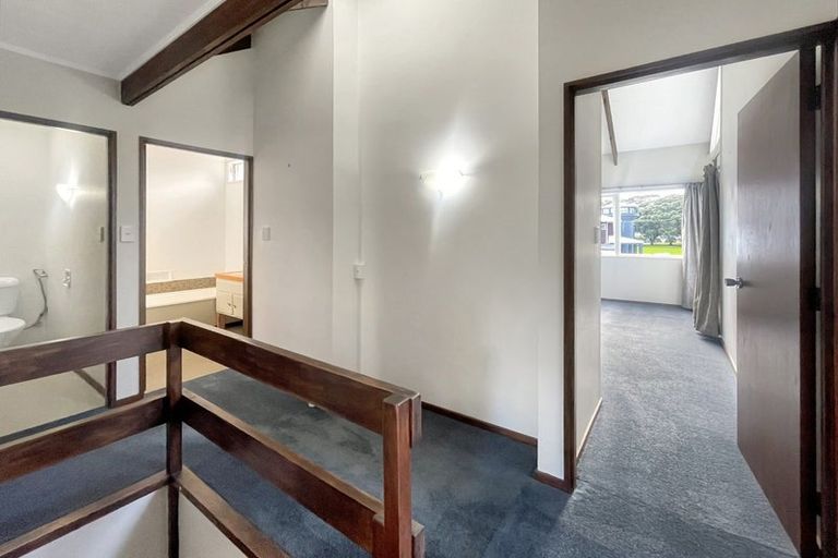 Photo of property in 1/22 Craig Road, Milford, Auckland, 0620