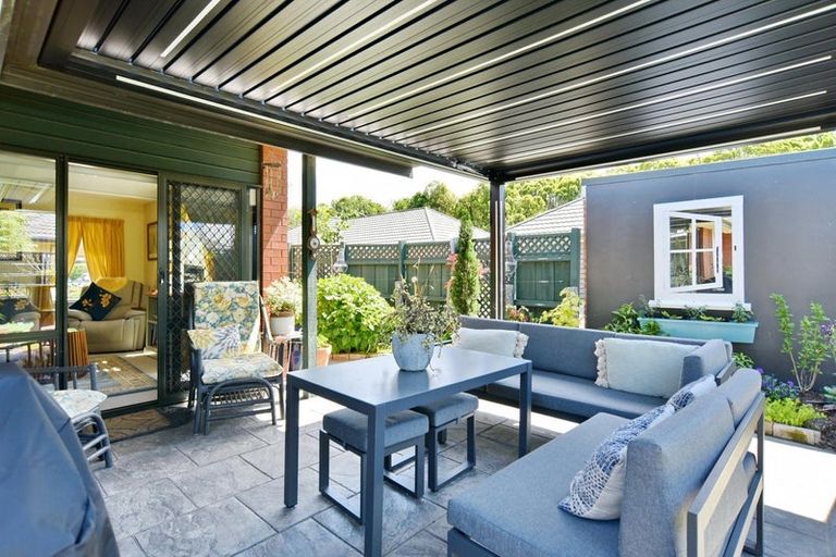 Photo of property in 17f Matawai Close, Rangiora, 7400