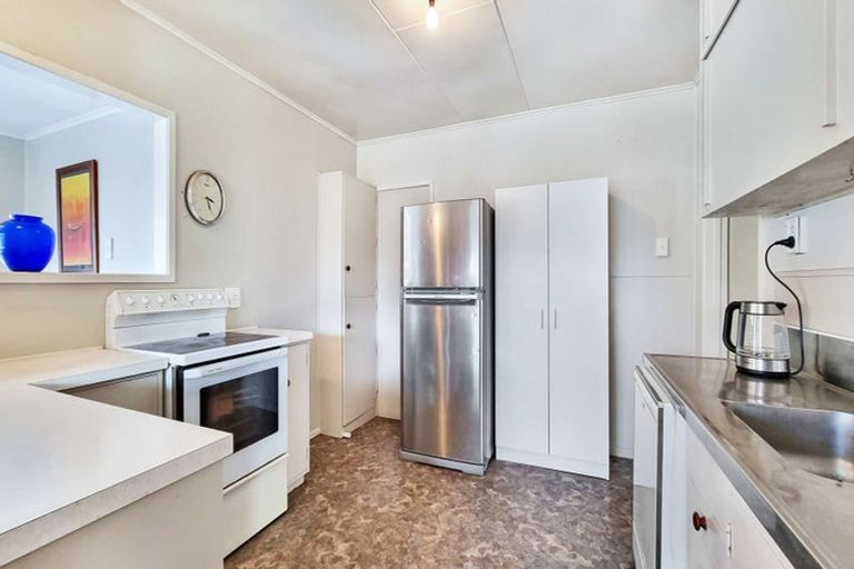 Photo of property in 15 Holland Street, Glenholme, Rotorua, 3010