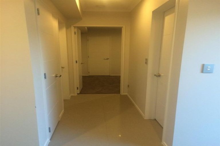 Photo of property in 4 Bruckless Drive, Flat Bush, Auckland, 2019