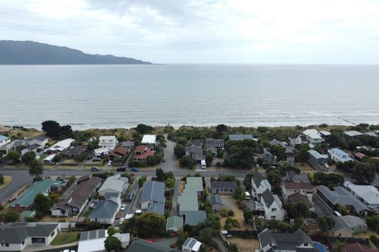 Photo of property in 204a Manly Street, Paraparaumu Beach, Paraparaumu, 5032