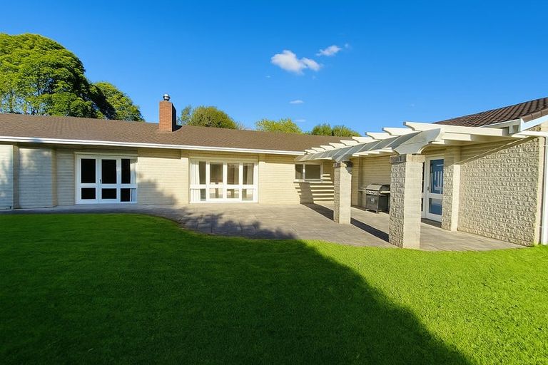 Photo of property in 95a Ostrich Farm Road, Pukekohe, 2676
