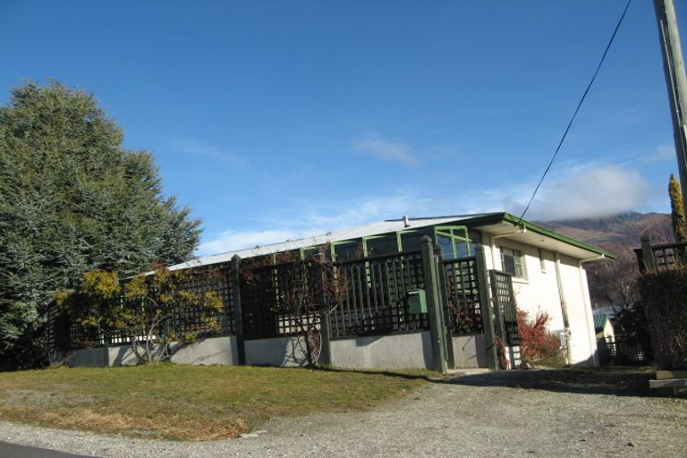 Photo of property in 56 Matai Road, Wanaka, 9305