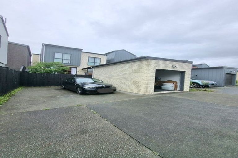 Photo of property in 72 Joshua Carder Drive, Hobsonville, Auckland, 0616