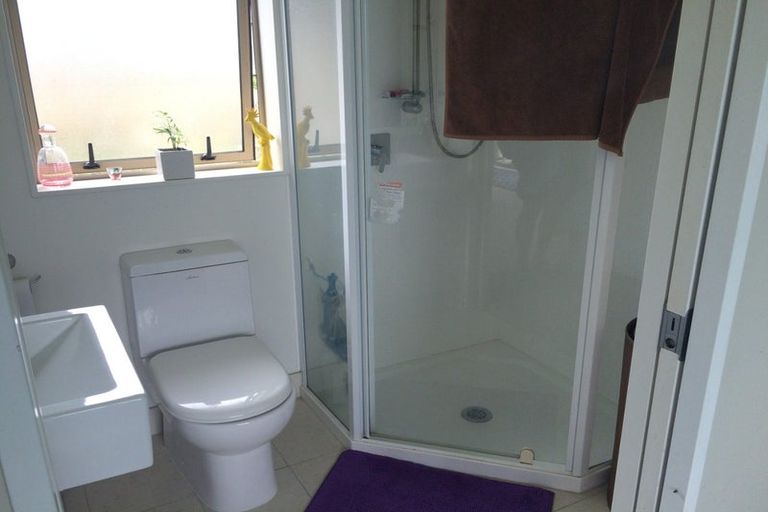 Photo of property in 4 Kereru Rise, Papakura, 2110