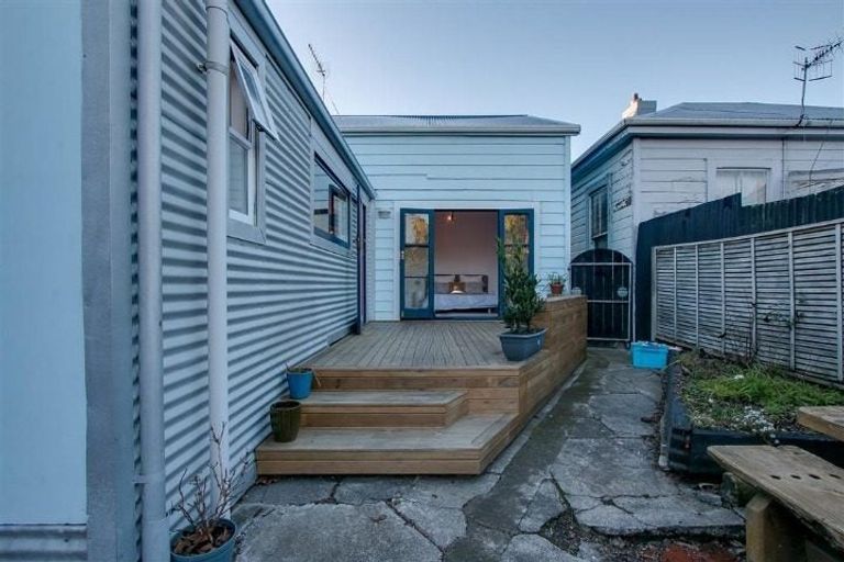 Photo of property in 8 Sale Street, Napier South, Napier, 4110