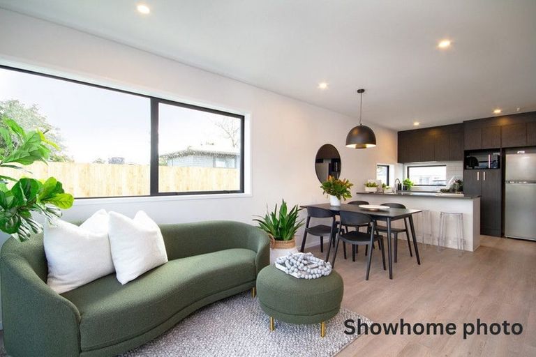 Photo of property in 11 Whati Lane, Henderson, Auckland, 0612