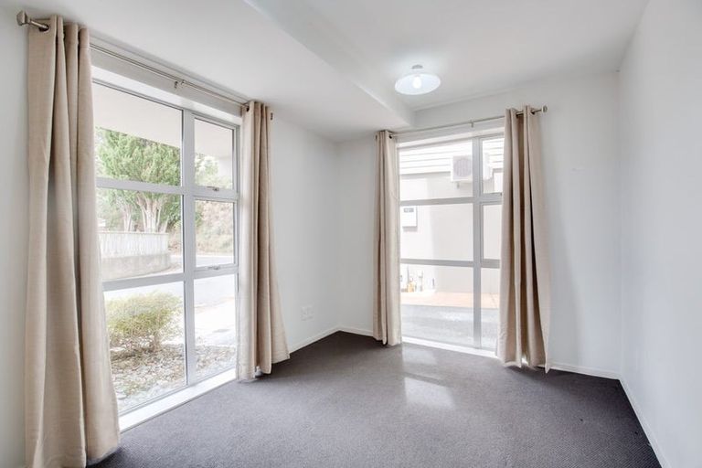 Photo of property in 3a Anderson Terrace, Mount Cook, Wellington, 6021