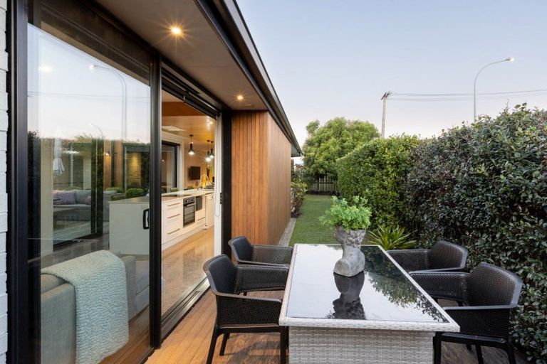 Photo of property in 25 Burrows Street, Tauranga South, Tauranga, 3112