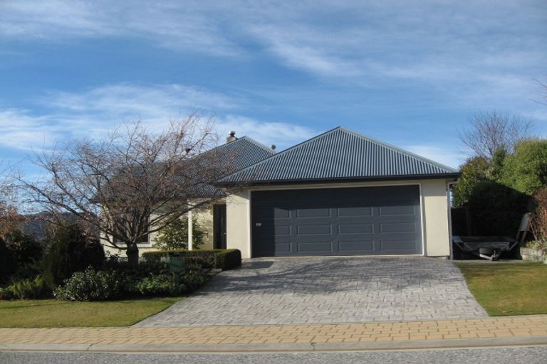 Photo of property in 74 Meadowstone Drive, Wanaka, 9305
