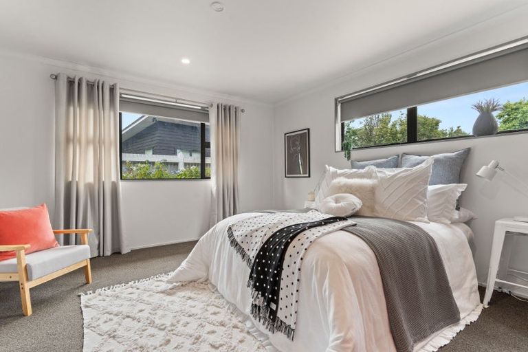 Photo of property in 7a Kempton Street, Greytown, 5712