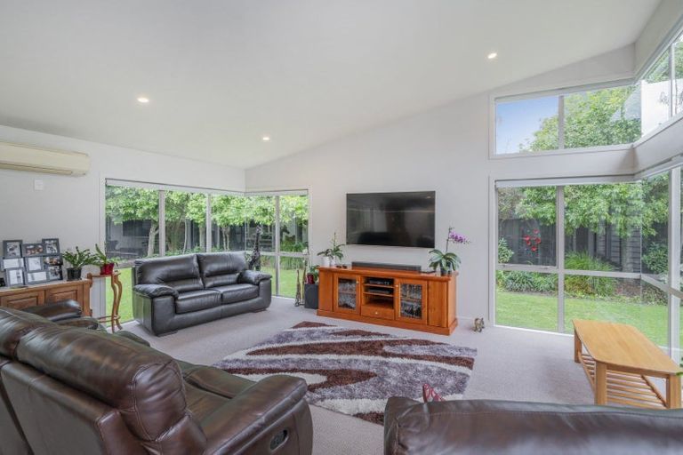 Photo of property in 14 Heritage Close, Whitianga, 3510