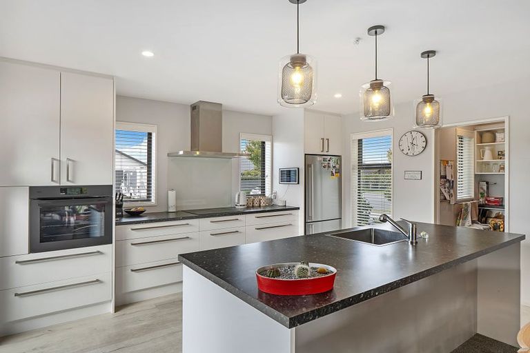Photo of property in 42 Watkins Drive, Rangiora, 7400