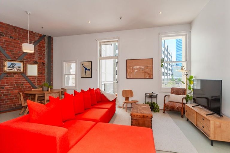 Photo of property in Columbia Apartments, 32u5 Cuba Street, Te Aro, Wellington, 6011
