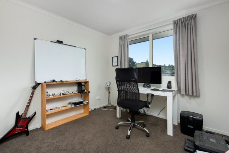 Photo of property in 15 Matariki View, Welcome Bay, Tauranga, 3112