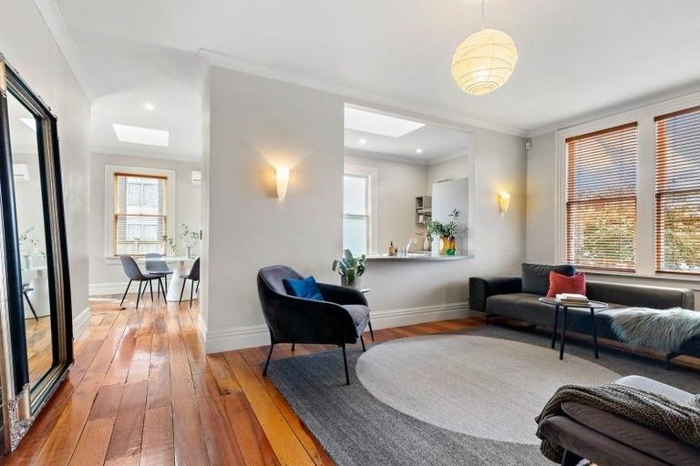 Photo of property in 38 Todman Street, Brooklyn, Wellington, 6021