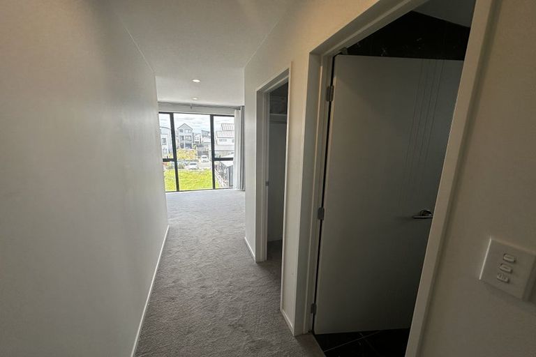 Photo of property in 25 Onekiritea Road, Hobsonville, Auckland, 0616