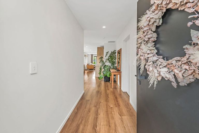 Photo of property in 15 Cedric Place, Darfield, 7510