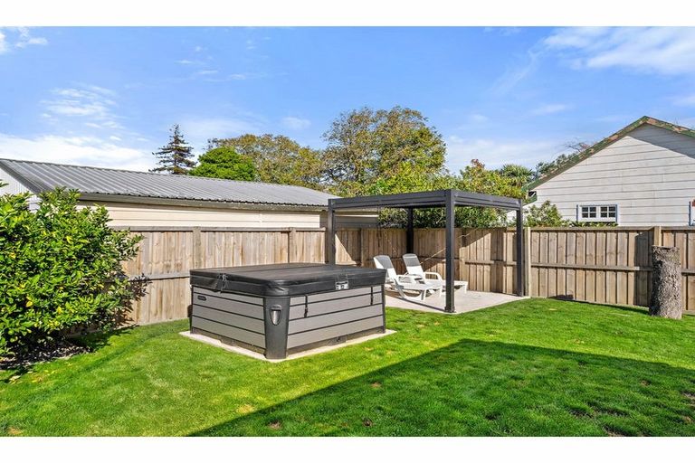 Photo of property in 274 Riverlaw Terrace, Saint Martins, Christchurch, 8022