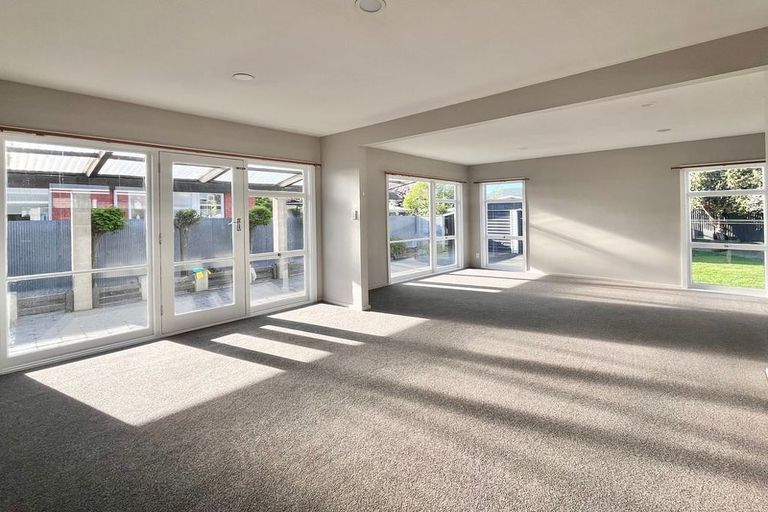 Photo of property in 26 Fern Drive, Halswell, Christchurch, 8025