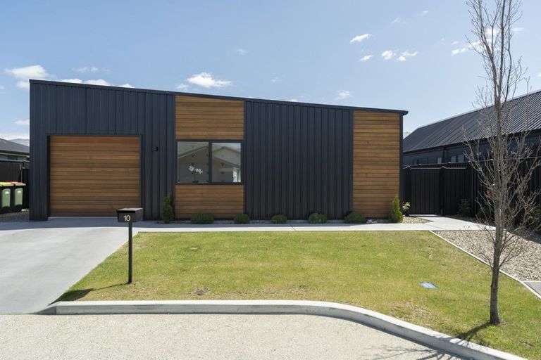 Photo of property in 10 Dawkins Street, Cromwell, 9310