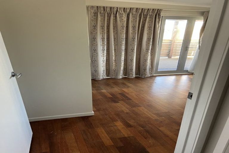 Photo of property in 115 Riverhead Road, Kumeu, 0892