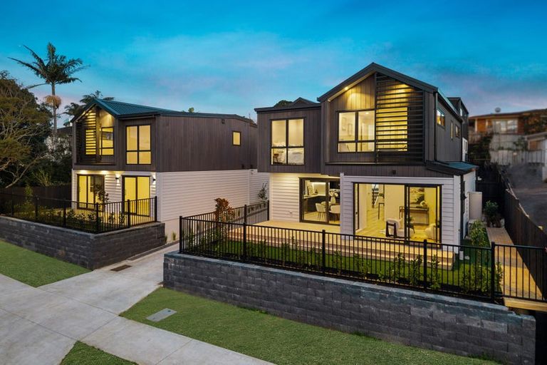 Photo of property in 10b Prince Regent Drive, Half Moon Bay, Auckland, 2012