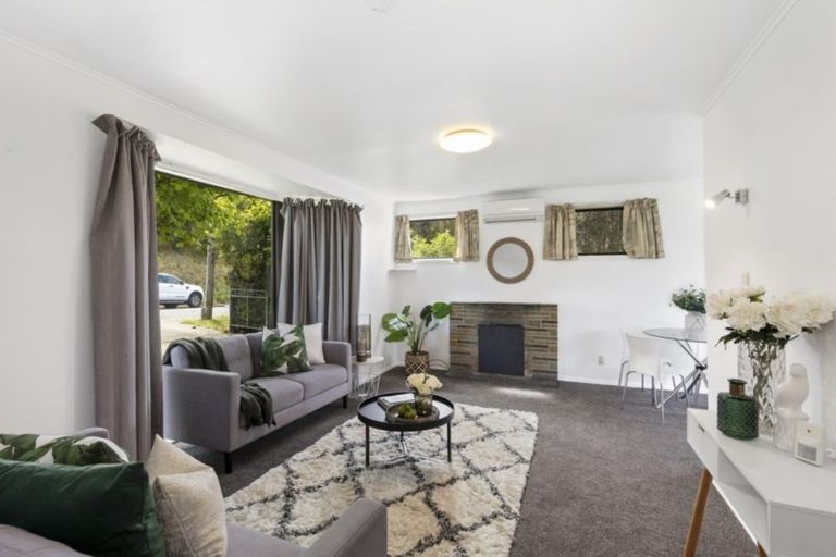 Photo of property in 3 Gribble Grove, Stokes Valley, Lower Hutt, 5019
