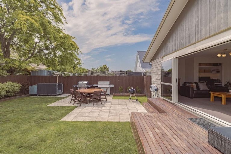 Photo of property in 83 Solomon Avenue, Redwood, Christchurch, 8051