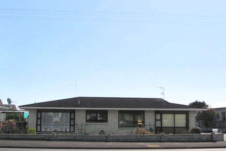 Photo of property in 28c Tukapa Street, Westown, New Plymouth, 4310