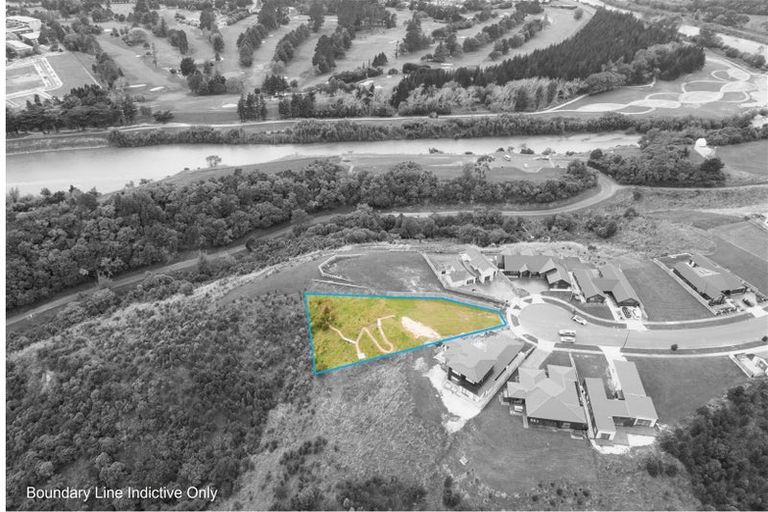 Photo of property in 73 Vaucluse Heights, Fitzherbert, Palmerston North, 4410