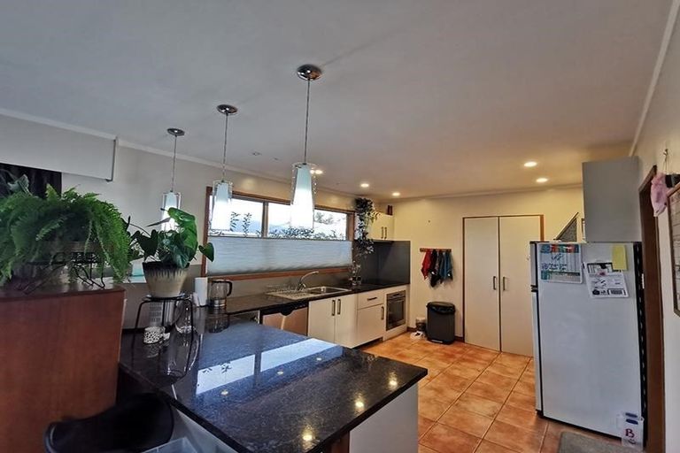 Photo of property in 101 Fairview Avenue, Fairview Heights, Auckland, 0632