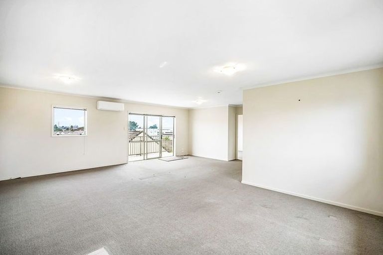 Photo of property in St Claire Village, 183/172 Mcleod Road, Te Atatu South, Auckland, 0610